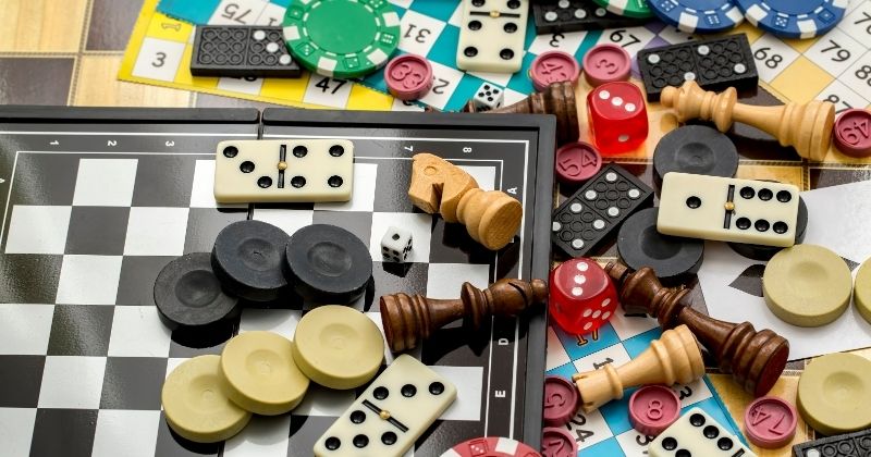 Sự khác nhau giữa khó đoán, bí ẩn và khó hiểu
