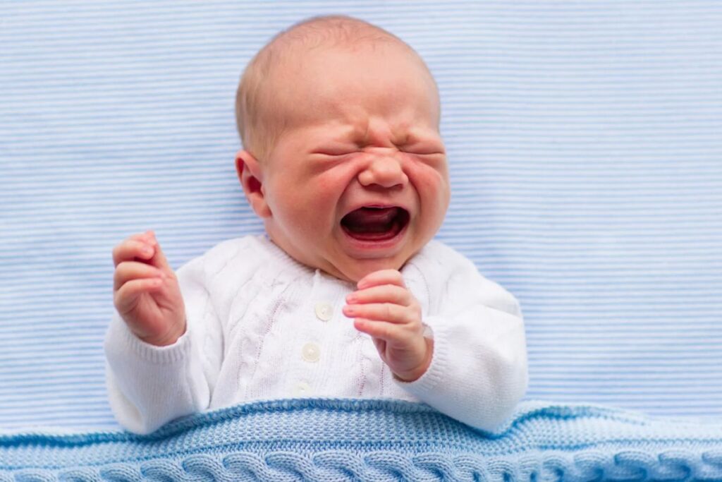 Mẹo chữa trẻ khóc đêm tâm linh từ dân gian