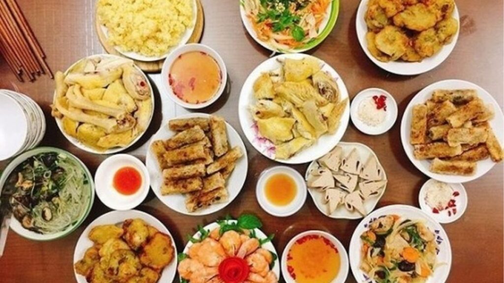 Bảng phân biệt văn khấn mùng 1 ngày Sóc và ngày rằm ngày Vọng theo âm lịch